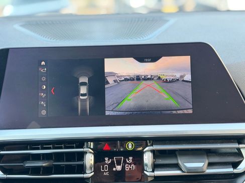 Used 2020 BMW 330i xDrive Sedan w/ Driving Assistance Package image 39