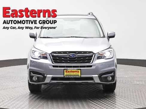 Used 2017 Subaru Forester 2.5i Touring w/ Popular Package #2 AWD/4WD image 2