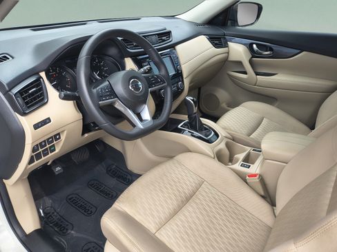 Certified 2019 Nissan Rogue SV FWD image 22