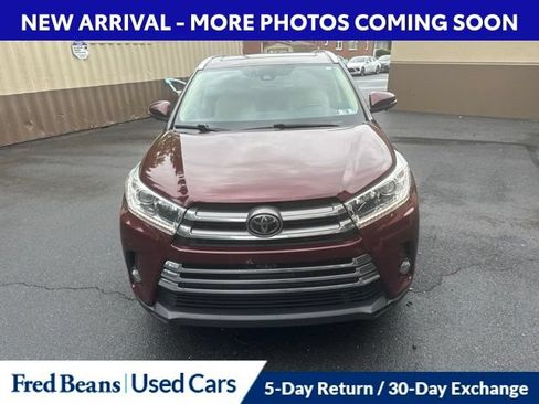 Used 2018 Toyota Highlander Limited Platinum AWD/4WD image 3