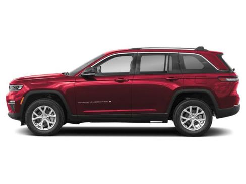 New 2025 Jeep Grand Cherokee Limited w/ Black Appearance Package image 5