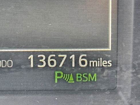 Used 2017 Toyota RAV4 XLE FWD image 29