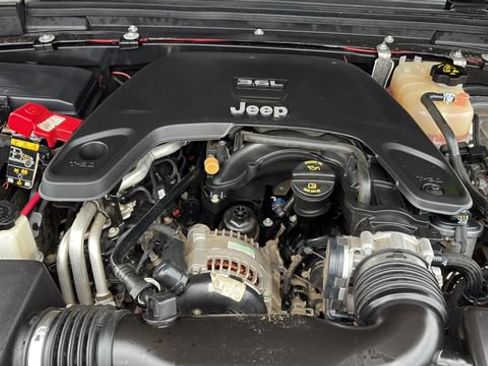 Used 2020 Jeep Wrangler Unlimited Sport AWD/4WD image 29
