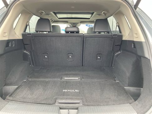Used 2023 Nissan Rogue Platinum w/ Platinum Premium Package image 26