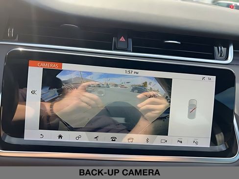 Used 2020 Land Rover Range Rover Evoque SE image 31