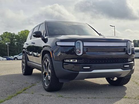 Used 2023 Rivian R1S Adventure AWD/4WD image 7