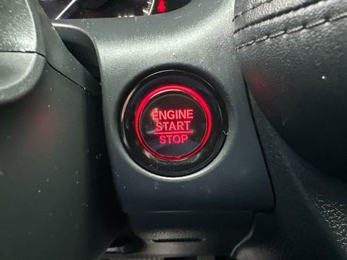 Used 2025 Honda HR-V LX image 36