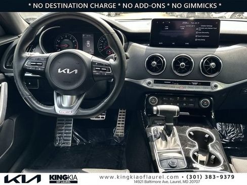 Used 2022 Kia Stinger GT-Line RWD image 2
