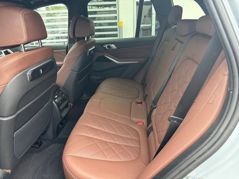 Certified 2024 BMW X5 xDrive40i w/ M Sport Package AWD/4WD image 10