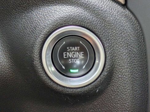 Used 2022 Chevrolet Silverado 1500 High Country AWD/4WD image 29