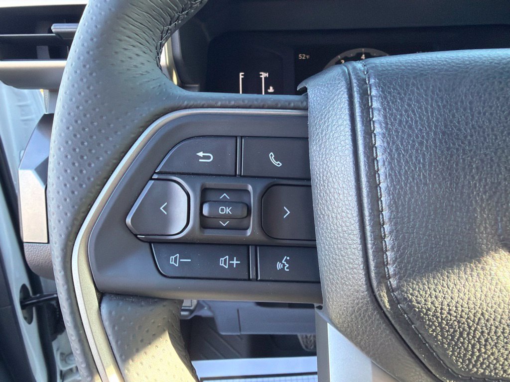 Used 2026 Toyota 4Runner SR5 AWD/4WD image 29