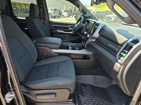 Used 2025 RAM 1500 Big Horn AWD/4WD image 27