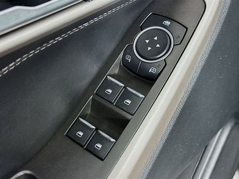 Certified 2023 Ford Explorer XLT w/ Equipment Group 202A RWD image 28