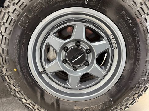 Used 2025 Toyota 4Runner TRD Off-Road image 58