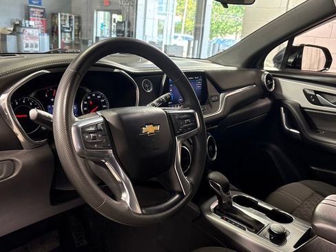 Used 2022 Chevrolet Blazer LT FWD image 16