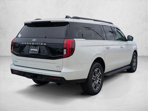 New 2026 Ford Expedition Max Active RWD image 2