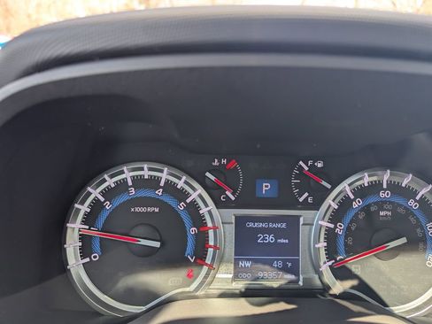 Used 2017 Toyota 4Runner Limited image 23