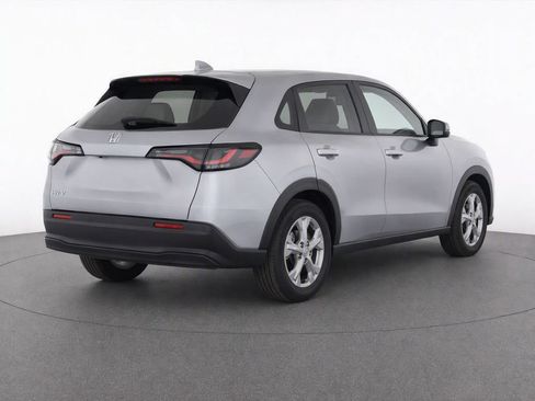 Used 2025 Honda HR-V LX image 4