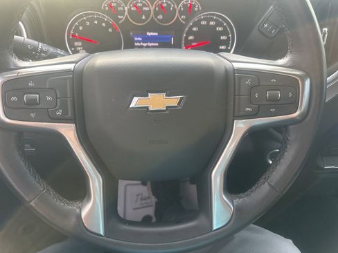 Used 2021 Chevrolet Silverado 1500 LT AWD/4WD image 23