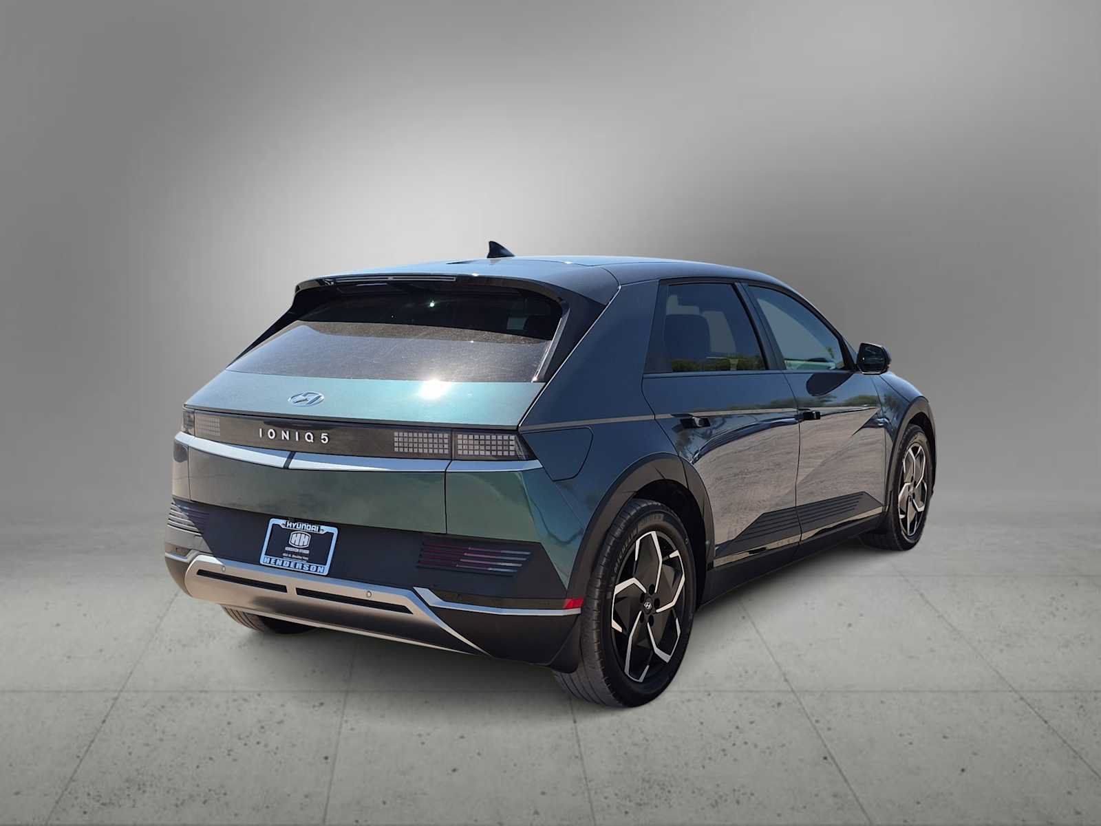 Certified 2024 Hyundai Ioniq 5 SEL RWD image 8