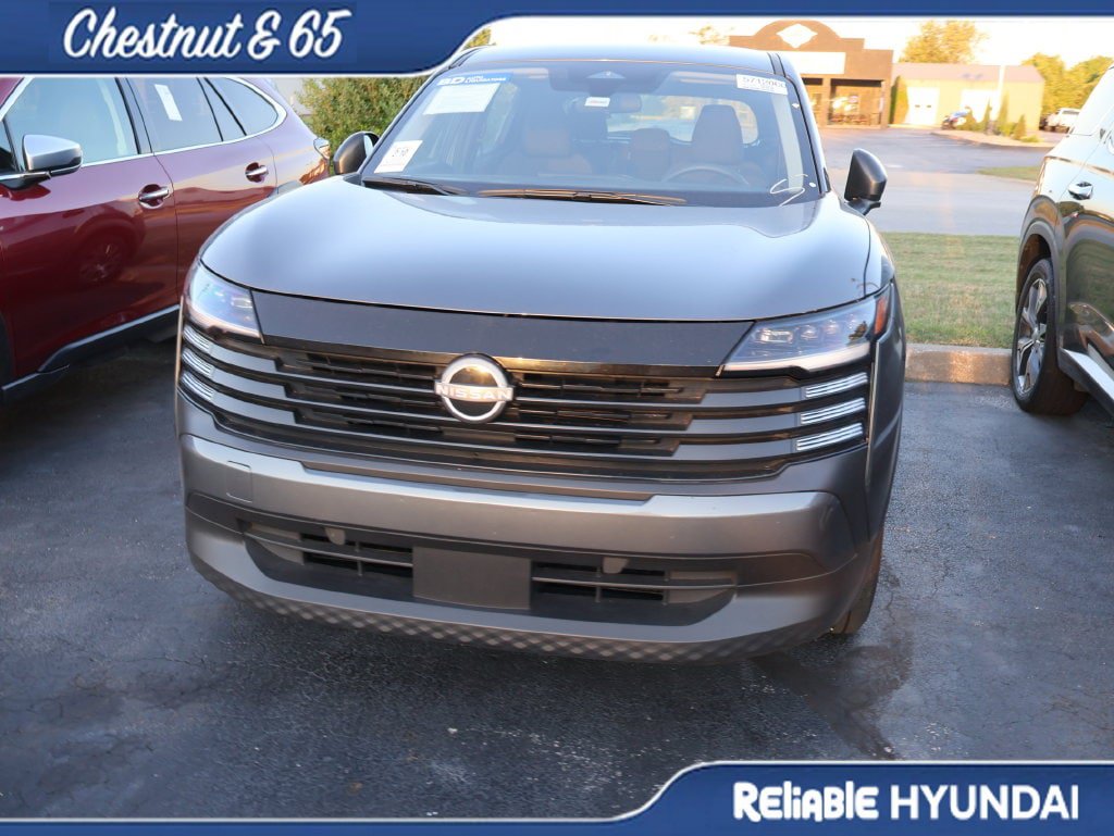 Used 2025 Nissan Kicks S FWD image 7