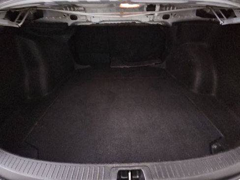 Used 2024 Toyota Corolla LE FWD image 33