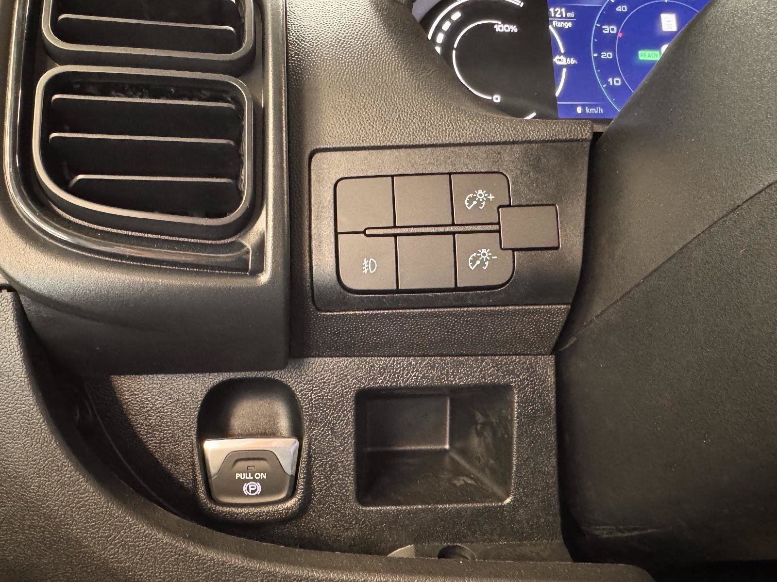 New 2025 RAM ProMaster 3500 FWD image 15