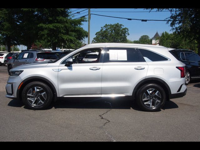 Used 2022 Kia Sorento S FWD image 2