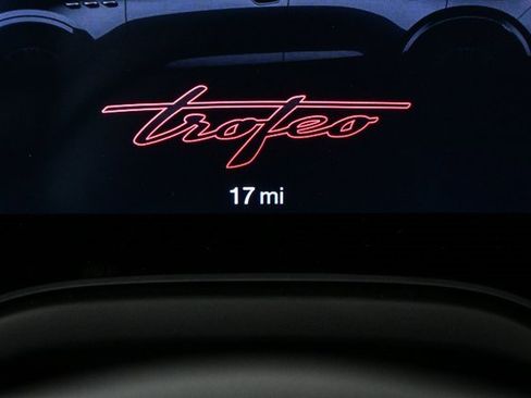 New 2025 Maserati Grecale Trofeo image 13