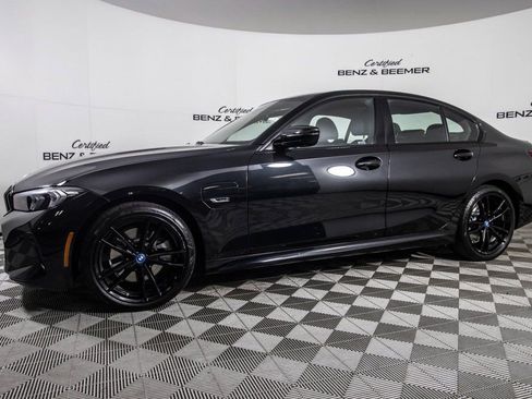 Used 2023 BMW 330e w/ M Sport Package image 5