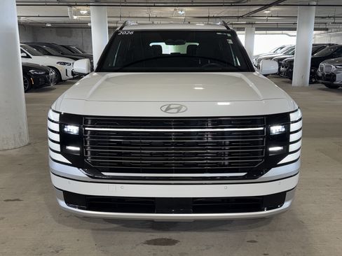 Used 2026 Hyundai Palisade Calligraphy FWD image 3