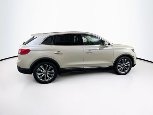 Used 2018 Lincoln MKX Reserve w/ Lincoln MKX Climate Package image 4