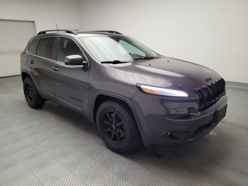Used 2016 Jeep Cherokee Latitude image 13