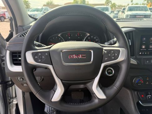 Used 2020 GMC Terrain SLE w/ Driver Convenience Package image 13