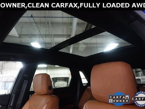 Used 2025 Cadillac XT5 Premium Luxury w/ LPO, Floor Liner Package image 19