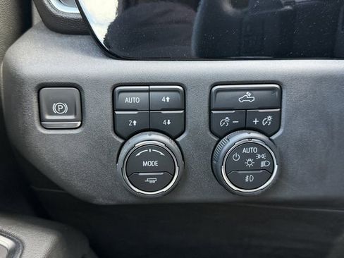 Used 2023 Chevrolet Silverado 1500 RST w/ Z71 Off-Road Package image 23