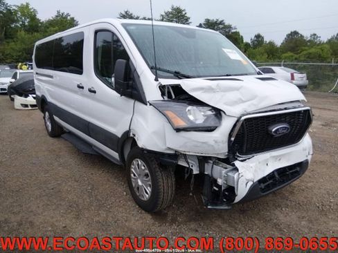 Used 2025 Ford Transit 350 XLT RWD image 1