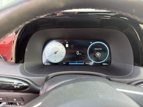 Used 2024 Hyundai Palisade Calligraphy image 9