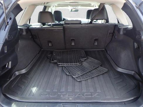 Used 2015 Subaru Outback 2.5i Limited image 8
