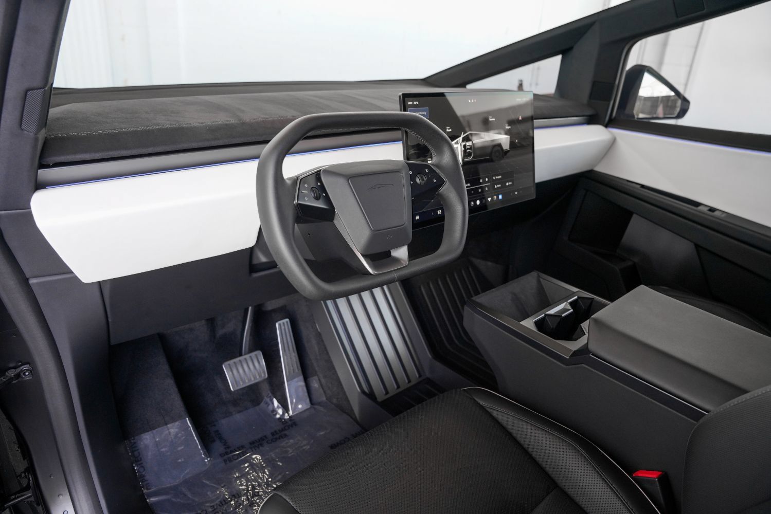 Used 2024 Tesla Cybertruck Cyberbeast AWD/4WD image 46