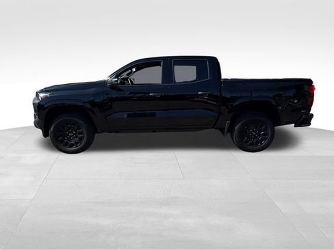 Used 2026 Chevrolet Colorado W/T w/ WT Custom Package RWD image 2