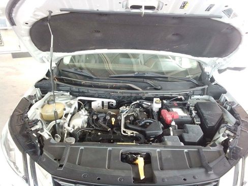 Used 2021 Nissan Rogue SV w/ Premium Package FWD image 25