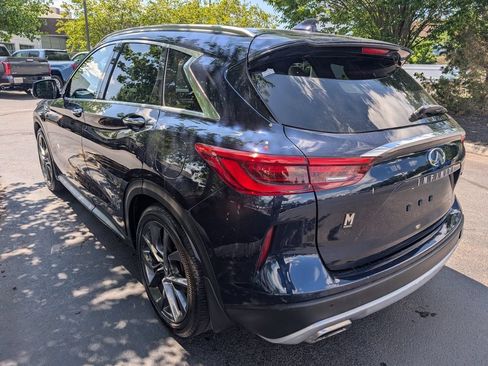 Used 2019 INFINITI QX50 Essential w/ Sensory Package AWD/4WD image 5