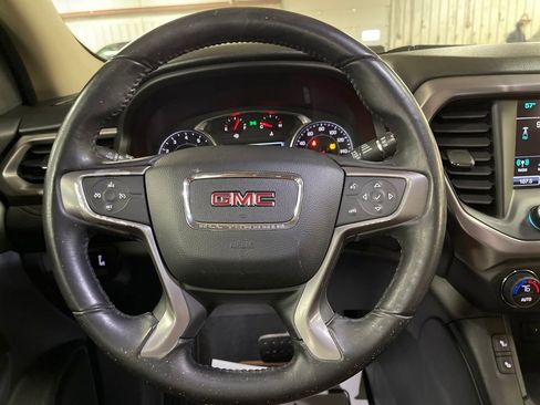 Used 2017 GMC Acadia SLT image 15