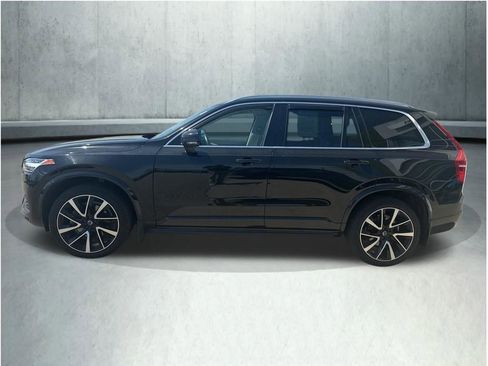 Used 2021 Volvo XC90 T6 Momentum w/ Climate Package AWD/4WD image 2