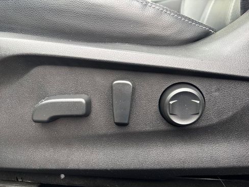 Used 2019 Subaru Forester Limited w/ Popular Package #3 image 11