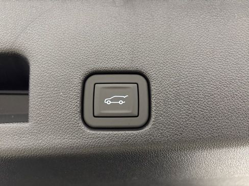 New 2026 Chevrolet Traverse High Country w/ LPO, Floor Liner Package image 35
