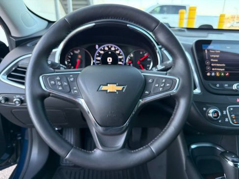 Used 2020 Chevrolet Malibu Premier FWD image 23