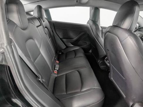 Used 2022 Tesla Model 3 Long Range AWD/4WD image 19