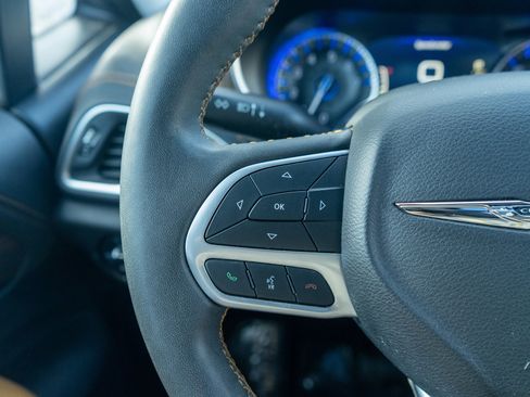 Used 2022 Chrysler Pacifica Pinnacle image 25